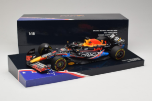 Red Bull RB19 #1 M. Verstappen Oracle Red Bull Racing United States Grand Prix Winner World Champion 2023 Minichamps 1:18 113 - imagen 7 de 7