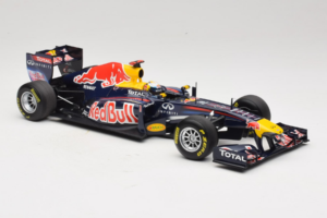 Red Bull RB7 Renault #1 S. Vettel Red Bull Racing World Champion 2011 Minichamps 1:18 110110001 Metal - imagen 4 de 6