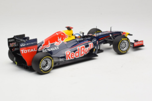 Red Bull RB8 Renault #1 S. Vettel Red Bull Racing Showcar 2012 Minichamps 1:18 110120071 Metal - imagen 2 de 7