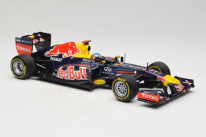 Red Bull RB8 Renault #1 S. Vettel Red Bull Racing Showcar 2012 Minichamps 1:18 110120071 Metal - imagen 4 de 7