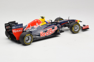 Red Bull RB8 Renault #2 M. Webber Red Bull Racing Showcar 2012 Minichamps 1:18 110120072 Metal - imagen 2 de 7