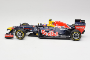 Red Bull RB8 Renault #2 M. Webber Red Bull Racing Showcar 2012 Minichamps 1:18 110120072 Metal - imagen 3 de 7