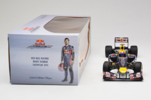 Red Bull RB8 Renault #2 M. Webber Red Bull Racing Showcar 2012 Minichamps 1:18 110120072 Metal - imagen 6 de 7