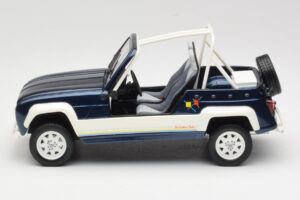 Renault 4L JP4 Azul Otto 1:18 OT212 Resina - imagen 3 de 6