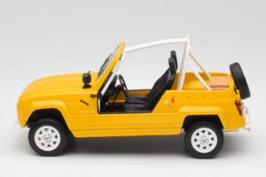 Renault 4L JP4 Jaune Tournesol Otto 1:18 OT1079 Resina - imagen 3 de 6