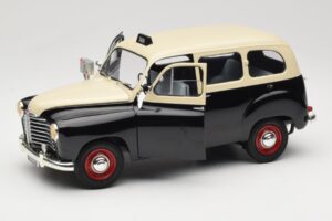 Renault Colorale Taxi Solido 1:18 421183530 Metal - imagen 2 de 8