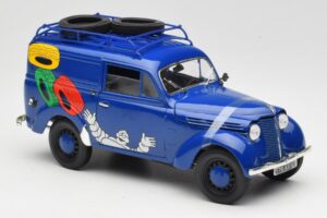 Renault Juvaquatre Michelin Blue Solido 1:18 82008 Metal - imagen 5 de 8