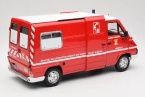 Renault Master T30 VSAB Bomberos Rojo Otto 1:18 OT1107 Resina - imagen 2 de 6