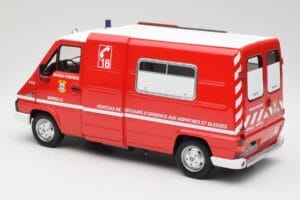 Renault Master T30 VSAB Bomberos Rojo Otto 1:18 OT1107 Resina - imagen 5 de 6