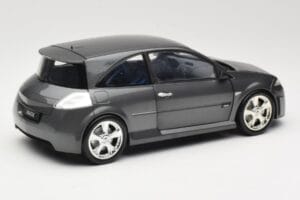 Renault Megane Mk2 RS Vampire Grey Norev 1:18 185101 Metal - imagen 3 de 8