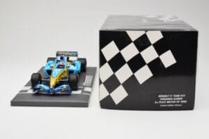 Renault R25 #5 F. Alonso 2nd Place British GP 2005 Minichamps 1:18 117051105 Metal - imagen 6 de 6