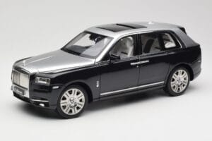 Rolls-Royce Cullinan Negro & Plata OEM 1:18 ROLLS001 Metal