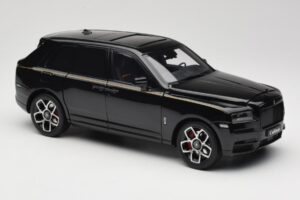 Rolls-Royce Cullinan Negro Con Gold Coachline & Shadow Wheels OEM 1:18 028-15A Metal - imagen 6 de 8