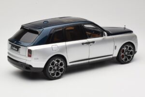 Rolls-Royce Cullinan Azul & Plata Bicolor OEM 1:18 028-16B Metal - imagen 3 de 8