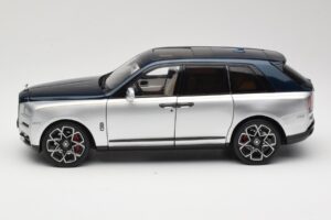 Rolls-Royce Cullinan Azul & Plata Bicolor OEM 1:18 028-16B Metal - imagen 4 de 8