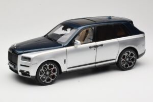 Rolls-Royce Cullinan Azul & Plata Bicolor OEM 1:18 028-16B Metal