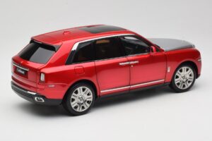 Rolls-Royce Cullinan Rojo Con Shadow Wheels OEM 1:18 028-18A Metal - imagen 3 de 8