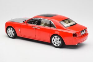 Rolls-Royce Ghost Rojo & Plata Kyosho 1:18 008802RS Metal - imagen 7 de 8