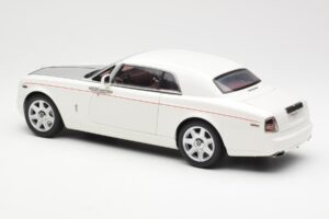 Rolls-Royce Phantom Coupe English Blanco Plata Kyosho 1:18 08861EW Metal - imagen 7 de 8