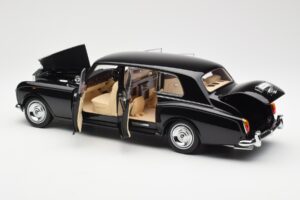 Rolls-Royce Phantom VI EWB Negro Kyosho 1:18 08905BK Metal - imagen 5 de 8