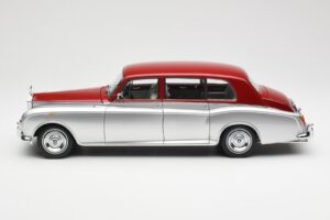 Rolls-Royce Phantom VI Plata Rojo Kyosho 1:18 08905SR Metal - imagen 4 de 8