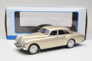 Rolls-Royce Silver Cloud III Flying Spur H.J. Mulliner Oro MCG 1:18 MCG18058 Metal - imagen 6 de 6