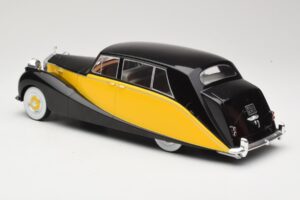 Rolls-Royce Silver Wraith Empress by Hooper Negro & Amarillo MCG 1:18 MCG18066 Metal - imagen 5 de 6