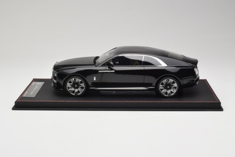 Rolls-Royce Spectre Negro Df Model 1:18 REMC017 Resina