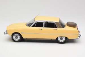 Rover 3500 V8 P6 Crema MCG 1:18 MCG18046 Metal - imagen 3 de 6