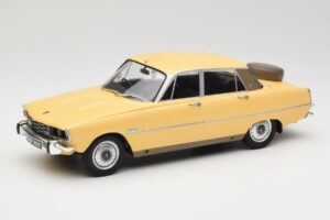 Rover 3500 V8 P6 Crema MCG 1:18 MCG18046 Metal