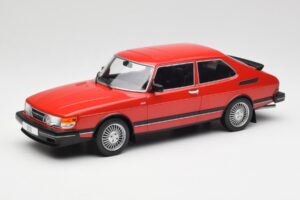 Saab 900 GL Rojo MCG 1:18 MCG18340 Metal