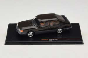 Saab 900 Turbo Negro IXO 1:43 CLC577N Metal
