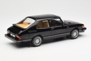 Saab 900 Turbo Negro MCG 1:18 MCG18338 Metal - imagen 2 de 6