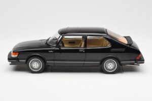 Saab 900 Turbo Negro MCG 1:18 MCG18338 Metal - imagen 3 de 6