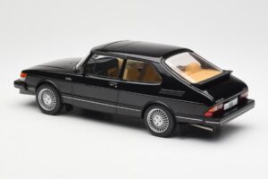 Saab 900 Turbo Negro MCG 1:18 MCG18338 Metal - imagen 5 de 6