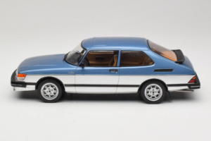 Saab 900 Turbo Blue Metallic MCG 1:18 MCG18261MCW Metal - imagen 3 de 6