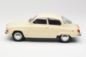Saab 96 V4 Beige MCG 1:18 MCG18059 Metal - imagen 3 de 6