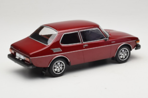 Saab 99 EMS Metallic Rojo MCG 1:18 MCG18441 Metal - imagen 2 de 6