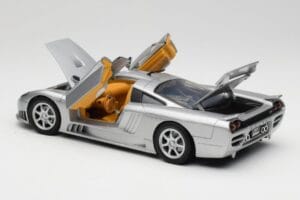 Saleen S7 Plata Motormax 1:18 73117 Metal - imagen 5 de 8