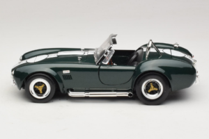 Shelby Cobra 427 S/C Verde Oscuro Franjas Blancas Road Signature 1:18 92058-P1 Metal - imagen 4 de 8