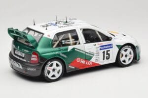 Skoda Fabia WRC #15 T. Gardemeister / P. Lukander WRC 1999 Solido 1:18 90457 Metal - imagen 3 de 8