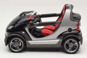 Smart Crossblade 450 Negro Minichamps 1:18 0013440V001C02Q00 Metal - imagen 4 de 8