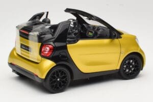 Smart Fortwo 453 Cabriolet Negro Y Amarillo Norev 1:18 B66960289 Metal - imagen 3 de 8
