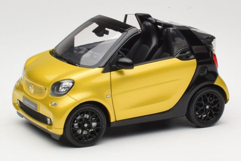 Smart Fortwo 453 Cabriolet Negro Y Amarillo Norev 1:18 B66960289 Metal