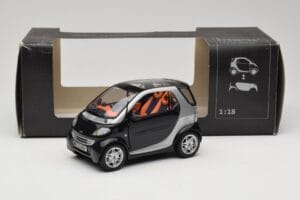Smart Fortwo Negro Kyosho 1:18 0004830V000C08Q00 Metal - imagen 8 de 8