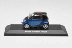 Smart Fortwo Coupe Aqua Azul Metallic & Negro Minichamps 1:43 Q0022558V001C77Q00 Metal