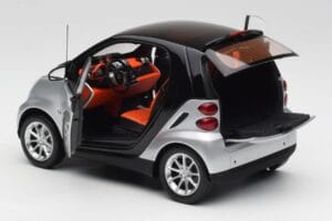 Smart Fortwo Coupé W451 Plata & Negro Minichamps 1:18 Q0022528V001C75Q00 Metal - imagen 5 de 8
