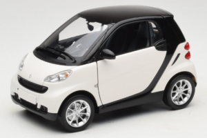 Smart Fortwo 451 Coupe Blanco Negro Minichamps 1:18 150036302 Metal