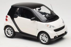 Smart Fortwo 451 Coupe Blanco Negro Minichamps 1:18 150036302 Metal - imagen 6 de 8
