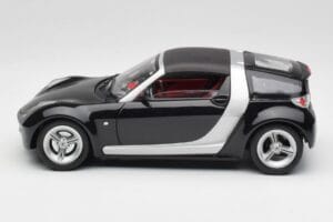 Smart Roadster Azul Oscuro Bburago 1:18 34917 Metal - imagen 4 de 8